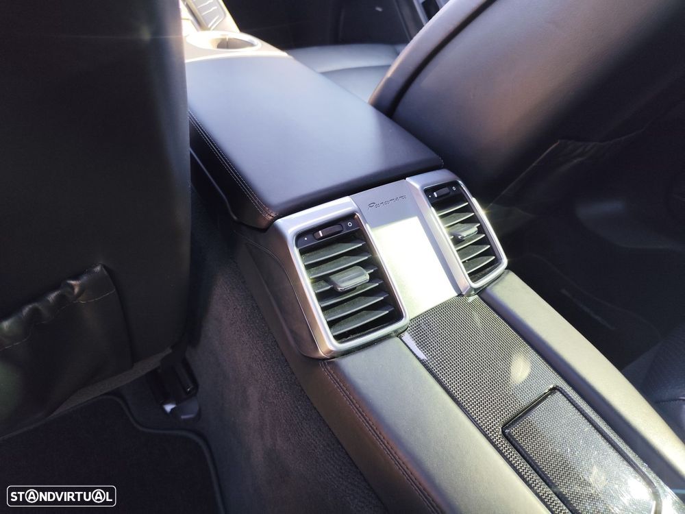 Porsche Panamera Diesel Platinum Edition - 29