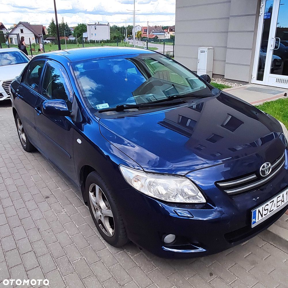 Toyota Corolla - 2