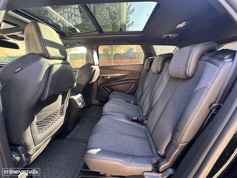 Peugeot 5008 1.5 BlueHDi Allure Pack EAT8 - 32