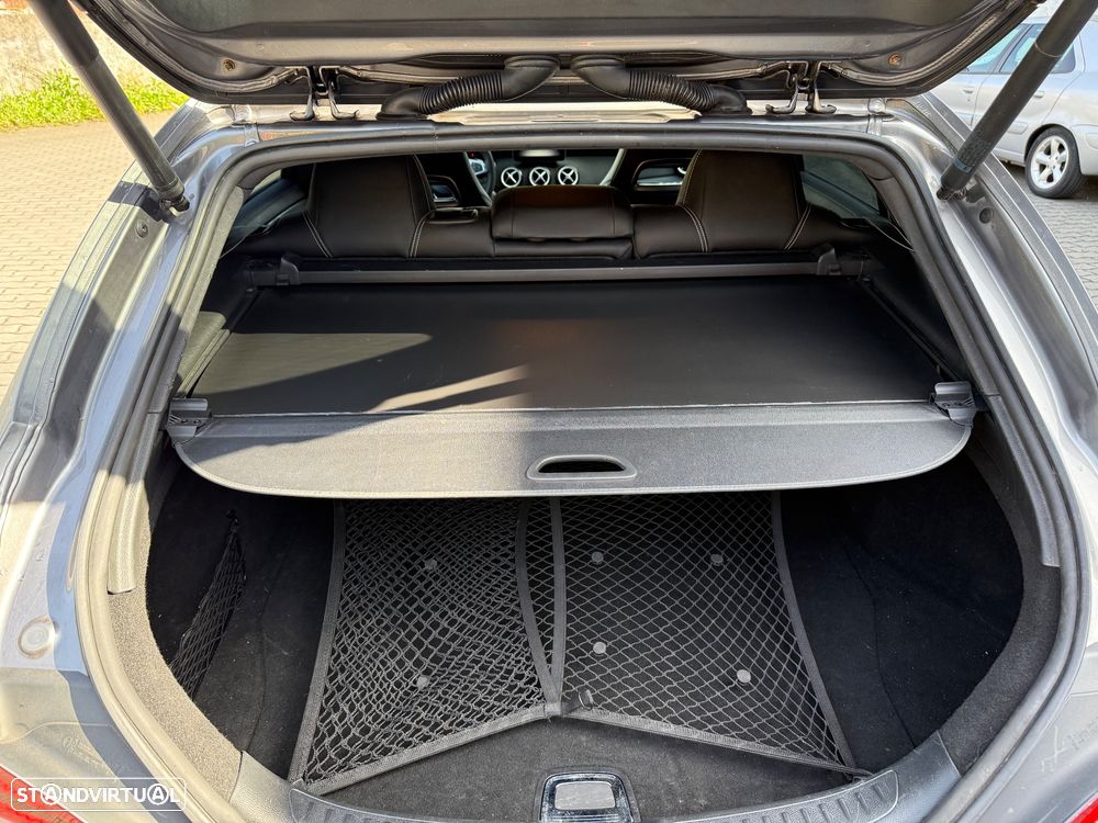 Mercedes-Benz CLA 200 d Shooting Brake AMG Line Aut. - 19