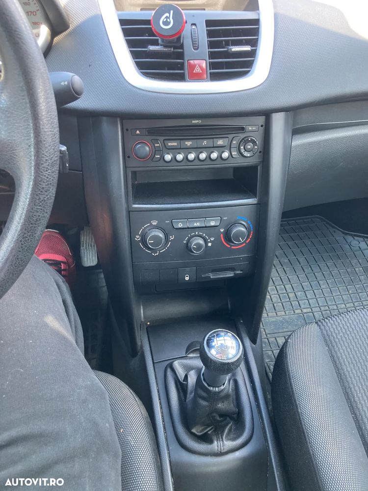 Peugeot 207 1.4 E Trendy - 8