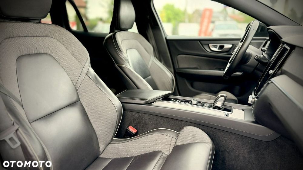 Volvo V60 - 36