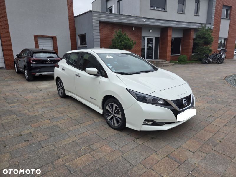Nissan Leaf 40 kWh 3.ZERO - 1