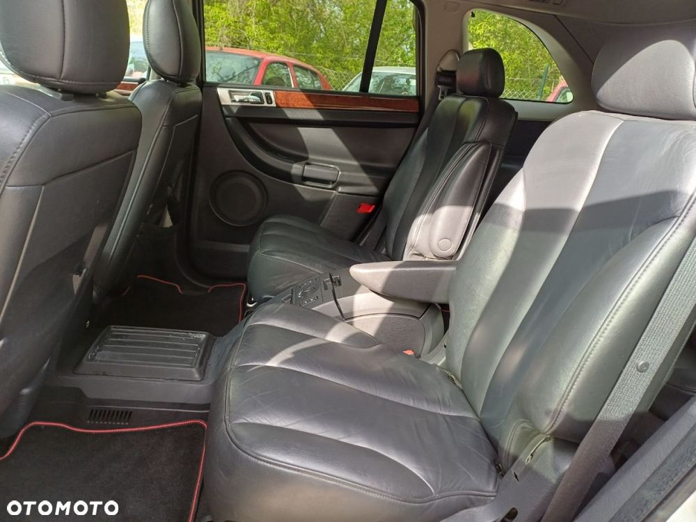 Chrysler Pacifica - 8