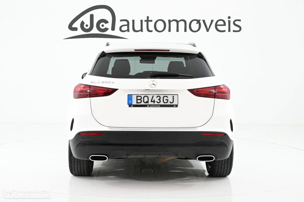 Mercedes-Benz GLA 200 d AMG Line - 8