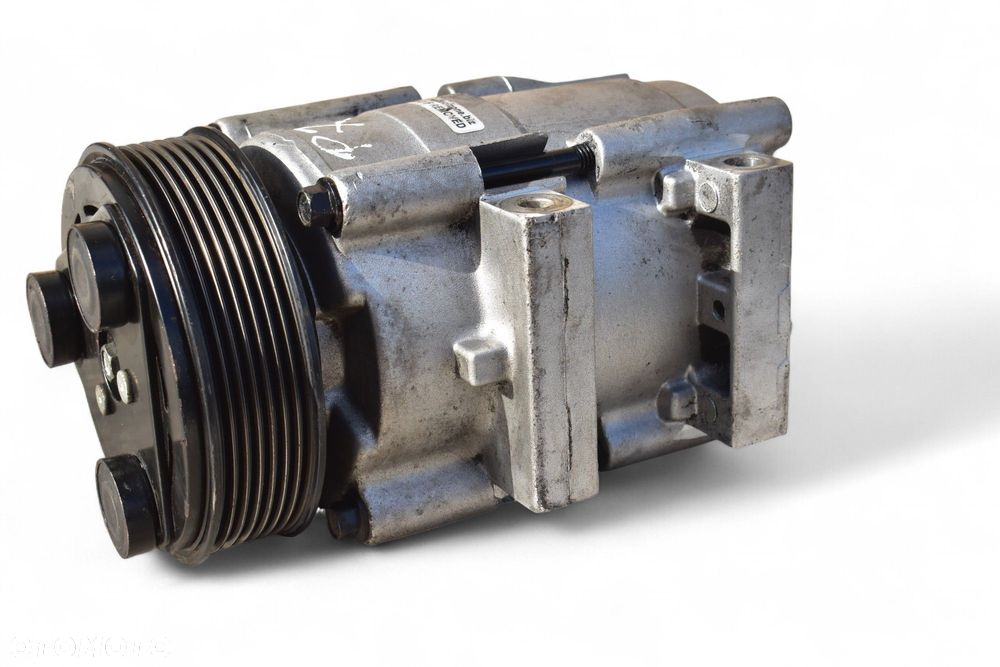 Sprężarka Klimatyzacji KIA SORENTO I 2.5 CRDI D4CB - 7
