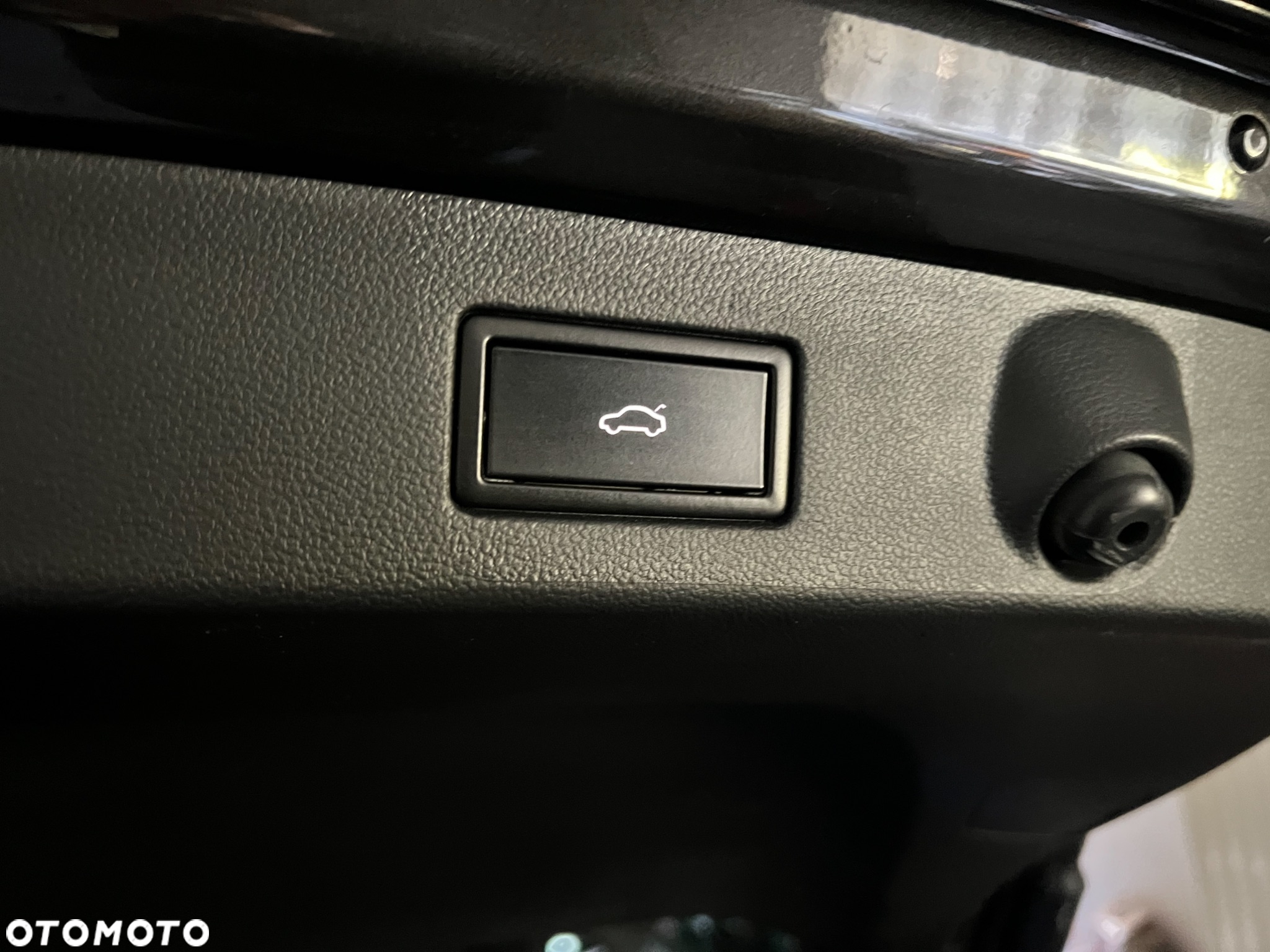 Volkswagen Arteon 2.0 TDI R-Line DSG - 29