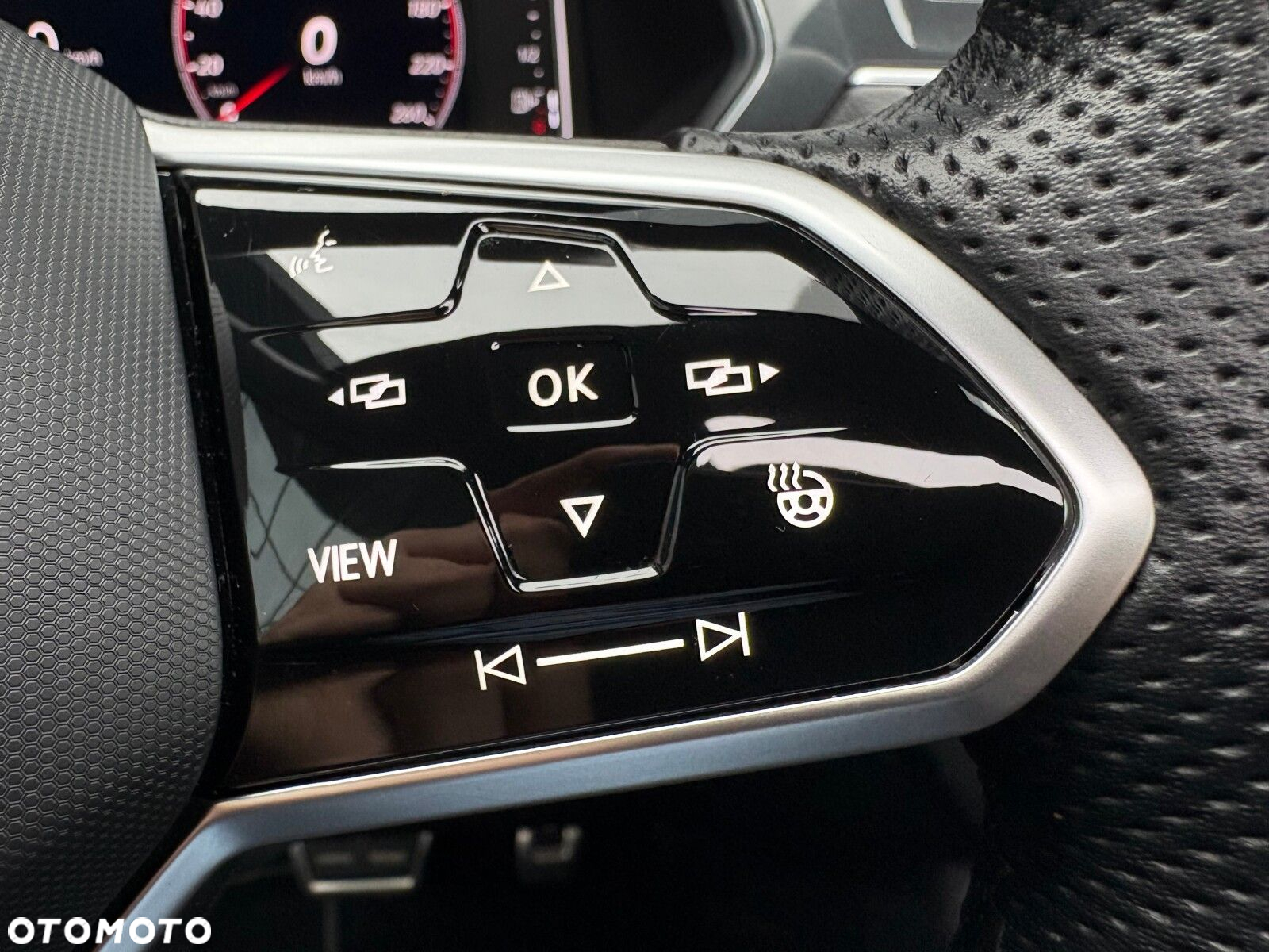 Volkswagen Tiguan - 25