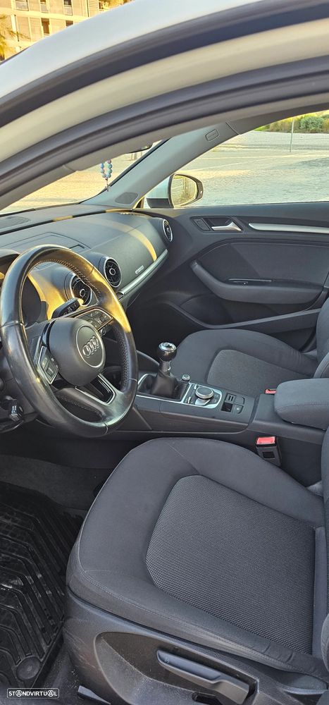Audi A3 Sportback 1.6 TDI Sport - 7