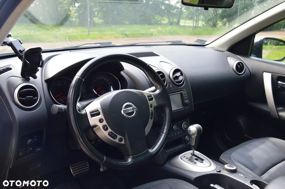 Nissan Qashqai - 16