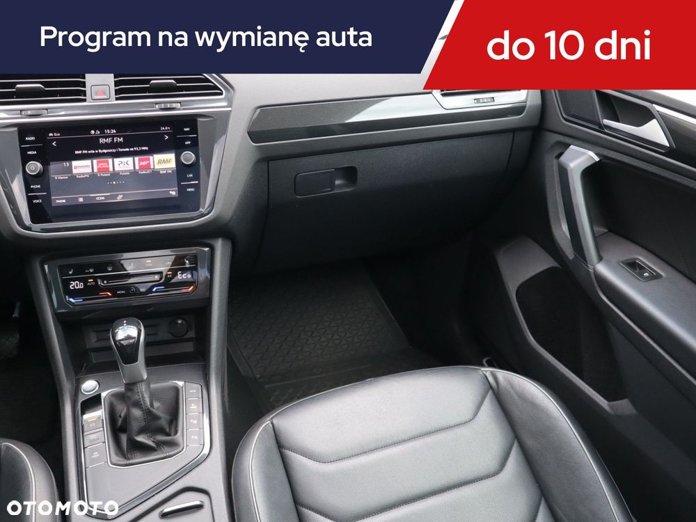 Volkswagen Tiguan - 9