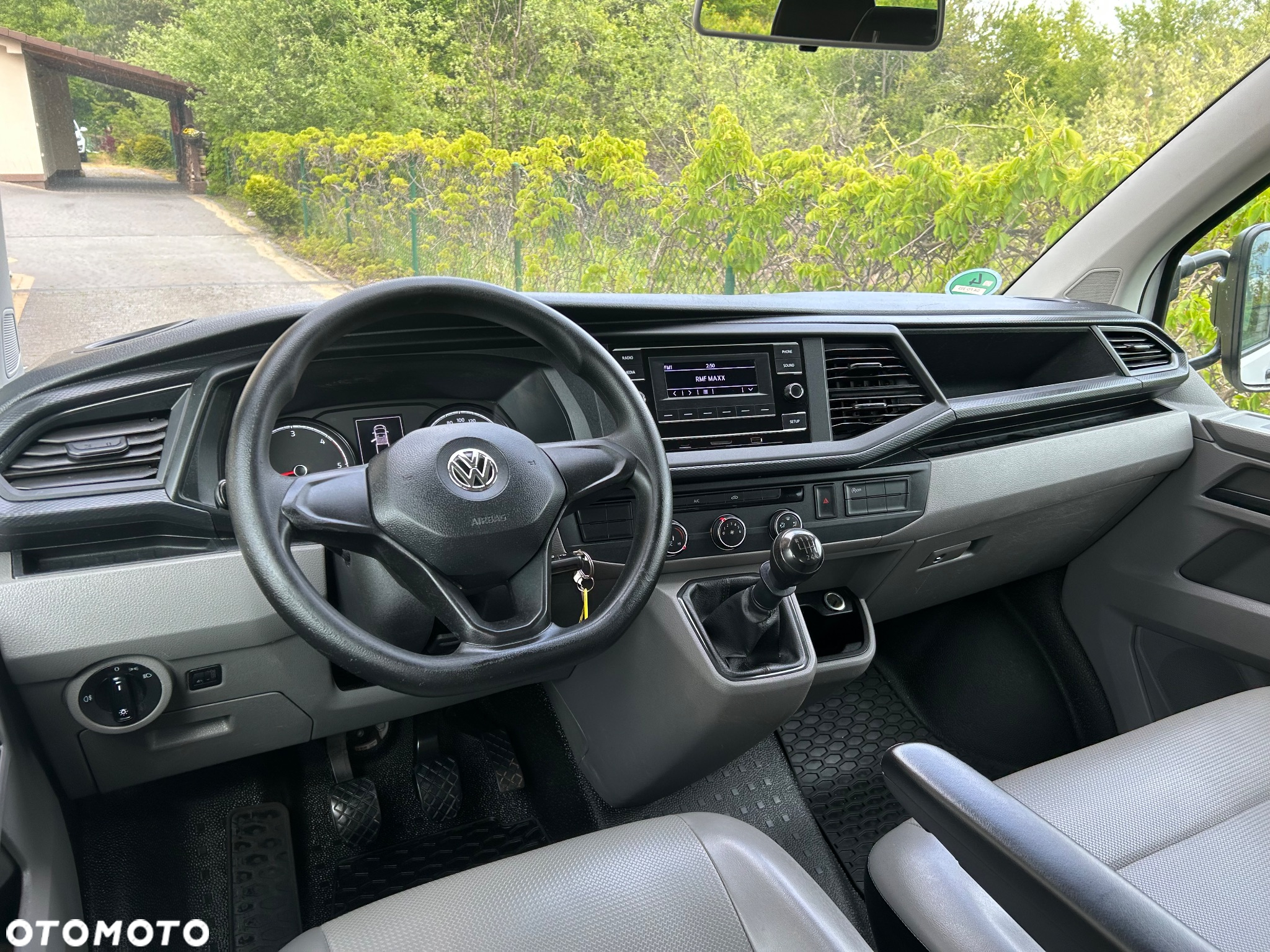 Volkswagen transporter T6 - 22