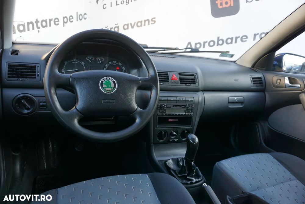 Skoda Octavia 1.9 TDI Combi Ambiente - 18