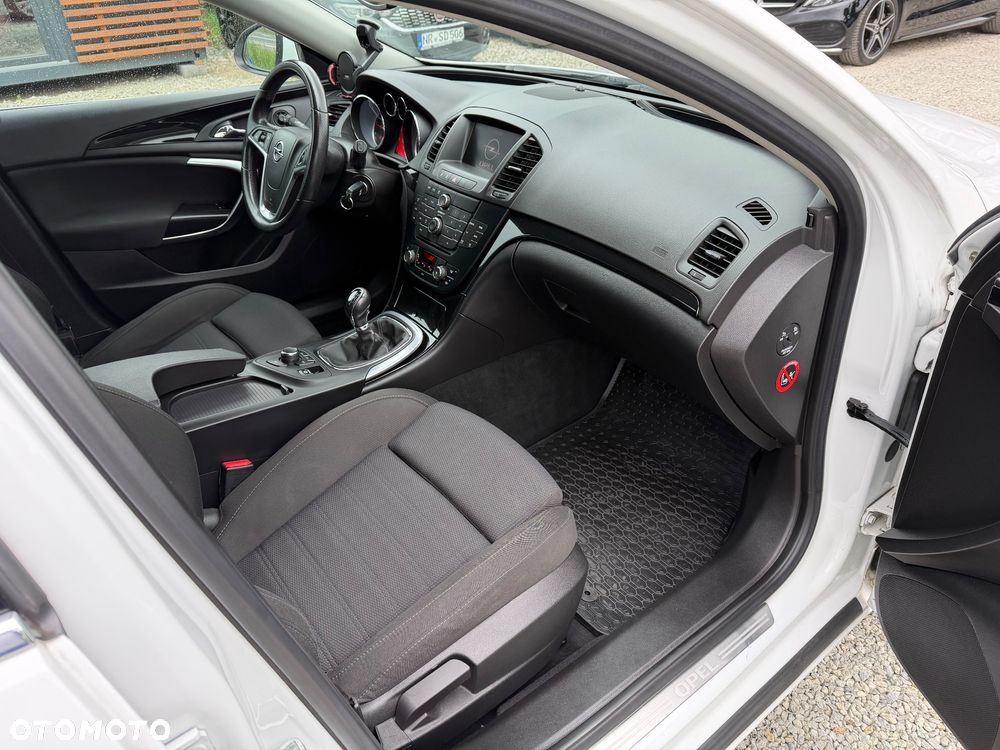 Opel Insignia 2.0 CDTI - 25