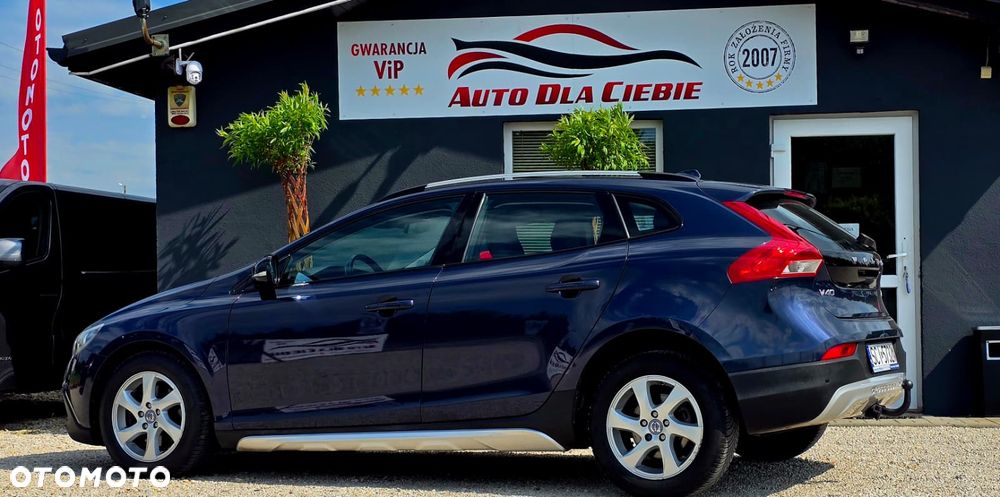 Volvo V40 Cross Country - 4