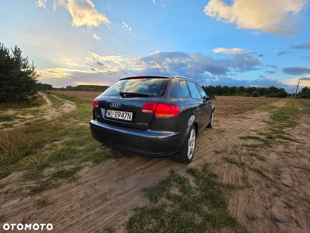 Audi A3 Sportback 2.0 TDI DPF (DSG) S tronic Ambition - 19