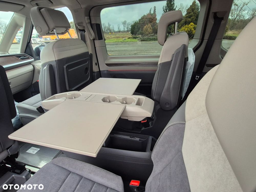 Volkswagen Multivan 1.5 eHybrid PHEV 180kW 4Motion L2 Style DSG - 11