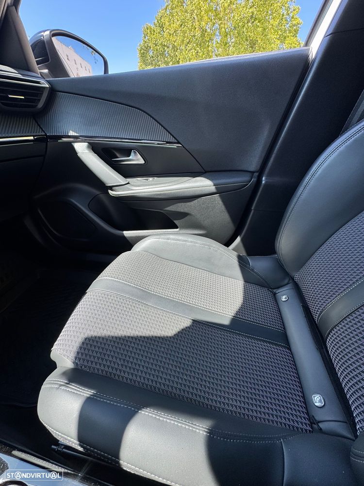 Peugeot 2008 1.2 PureTech GT Line EAT6 - 21