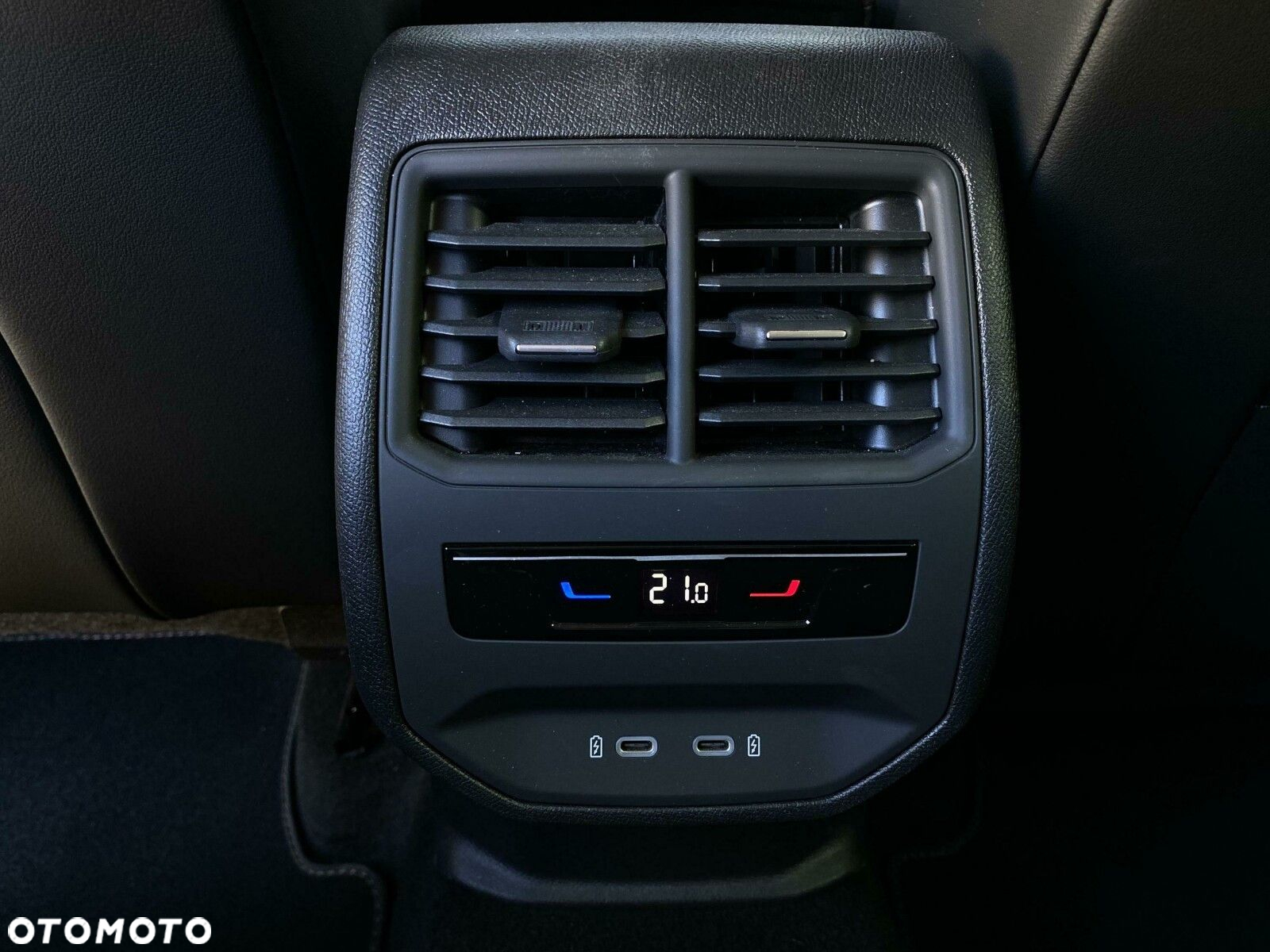 Cupra Leon 1.5 eTSI DSG - 16