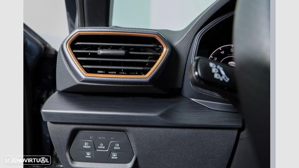 Cupra Leon ST 1.5 eTSI DSG - 8