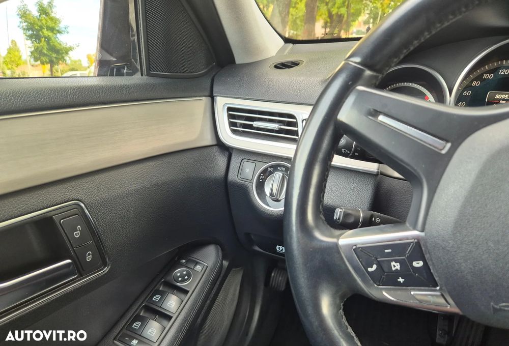 Mercedes-Benz E 200 CDI - 10
