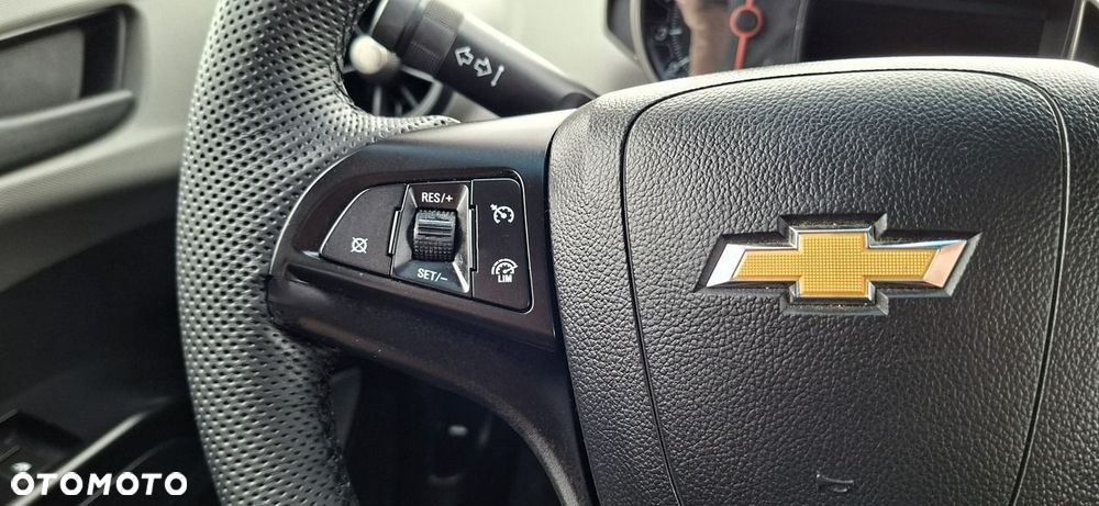 Chevrolet Aveo - 12