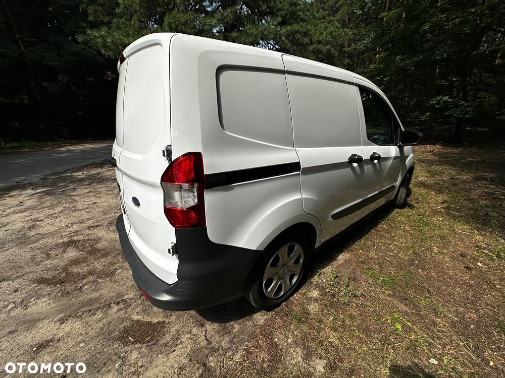 Ford Transit courier - 8