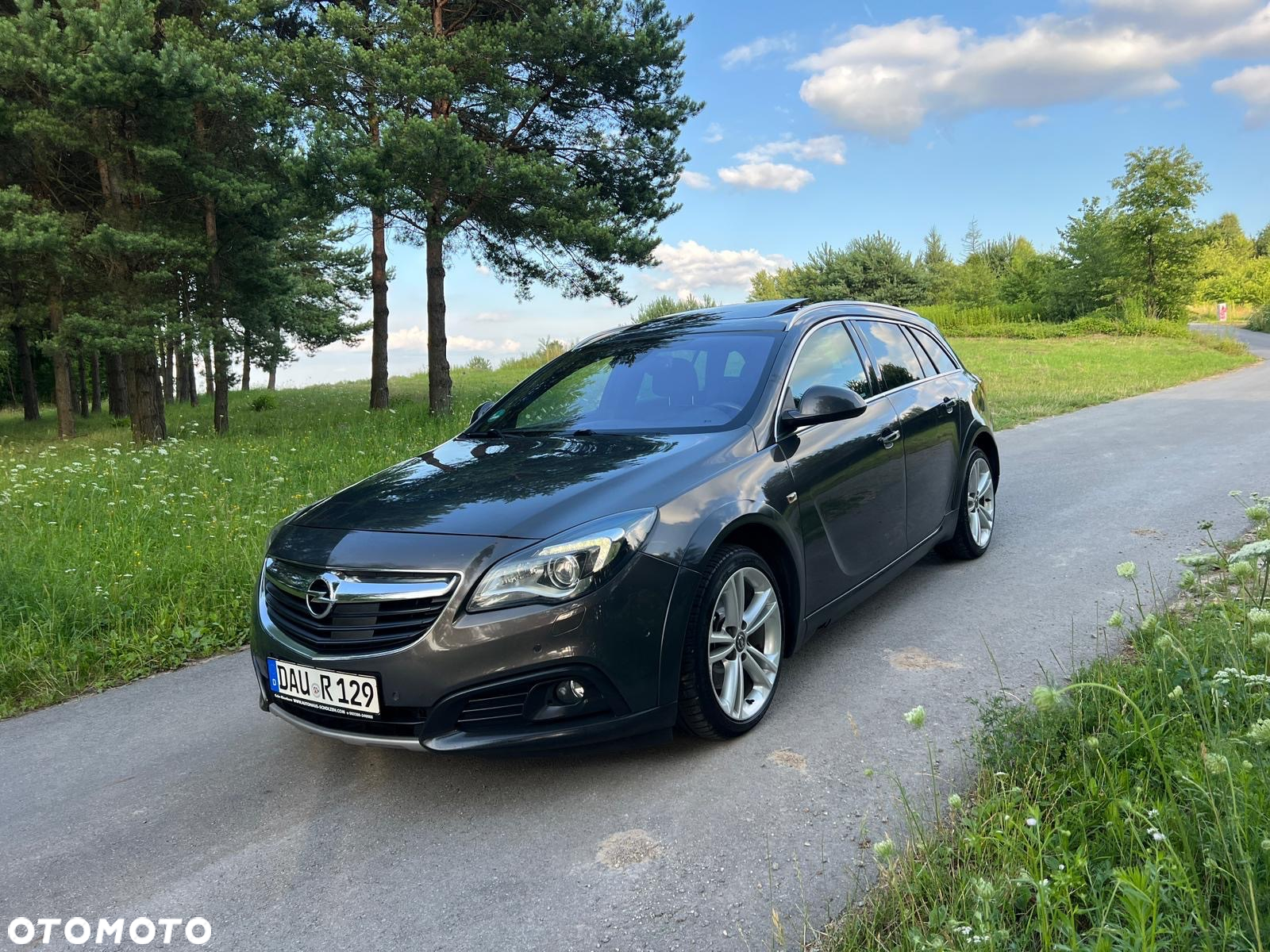Opel Insignia Country Tourer 2.0 Diesel Exclusive - 2