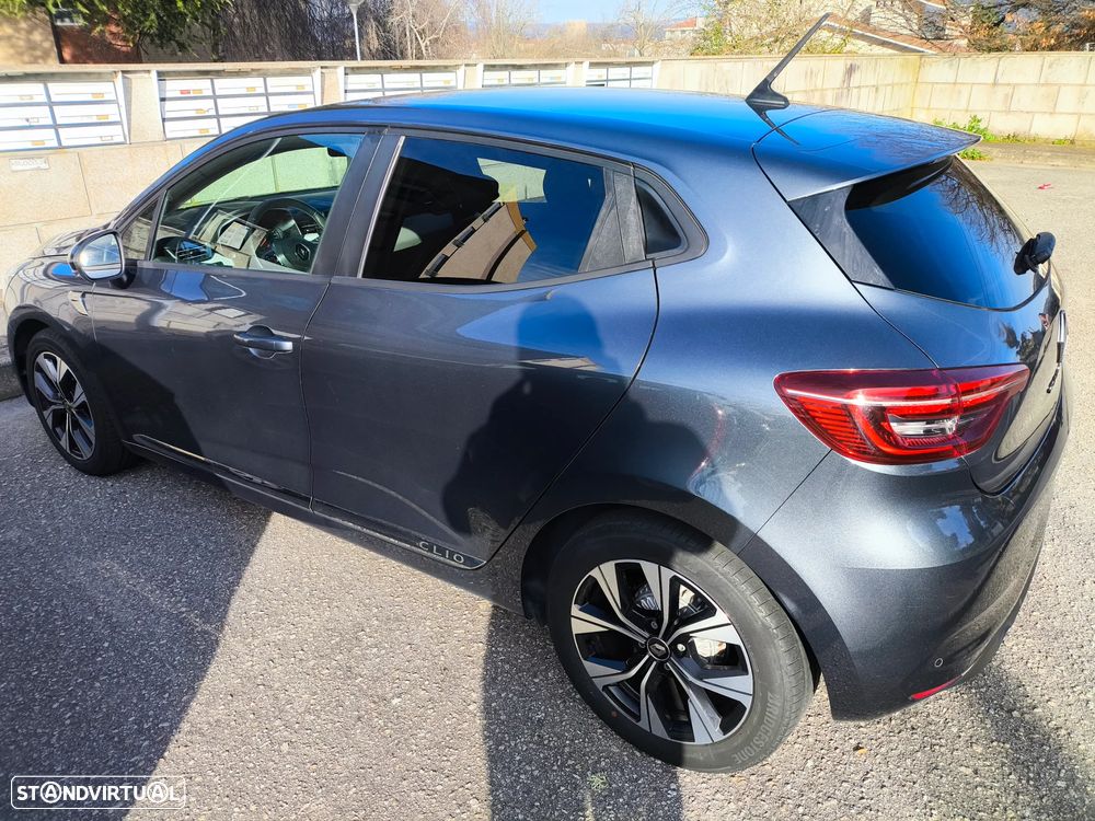 Renault Clio - 5