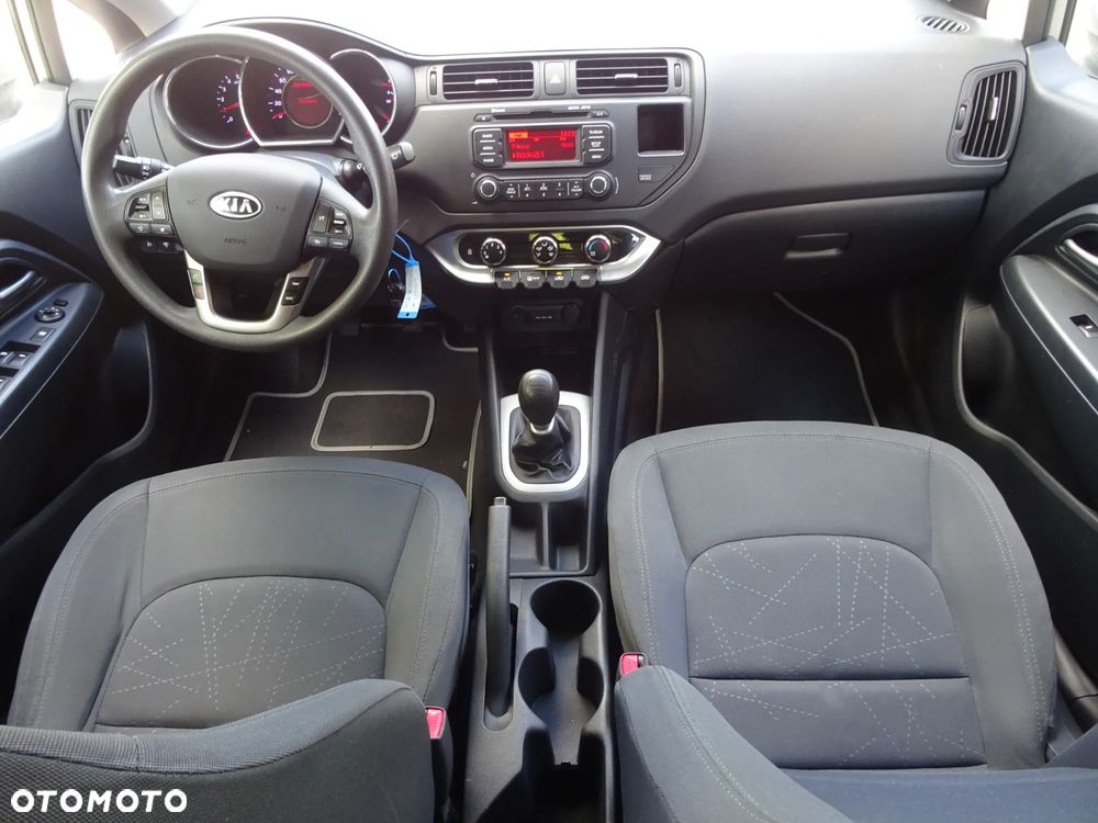 Kia Rio 1.1 crdi L - 25