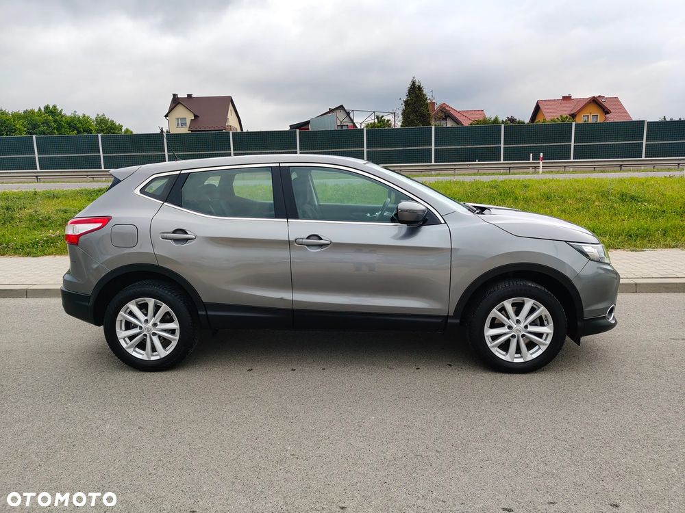 Nissan Qashqai 1.2 DIG-T Acenta EU6 - 29