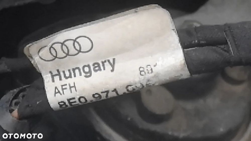 AUDI A4 B6 MASKA / ZDERZAK / REFLEKTOR / PAS PRZEDNI / CHŁODNICA / ABSORBER - 32