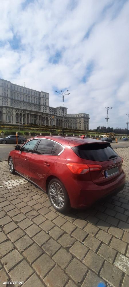 Ford Focus 1.0 EcoBoost Trend - 12