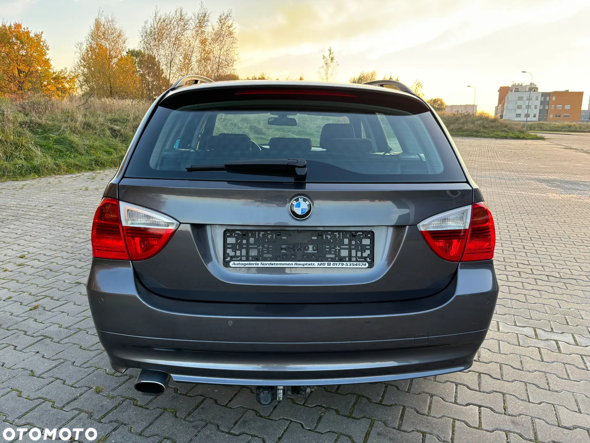 BMW Seria 3 318d - 10