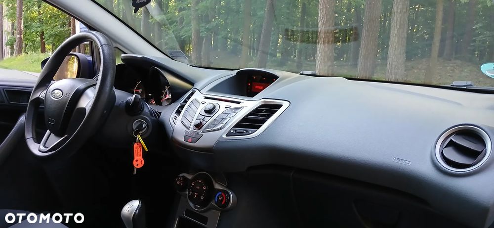 Ford Fiesta 1.25 Ambiente - 13