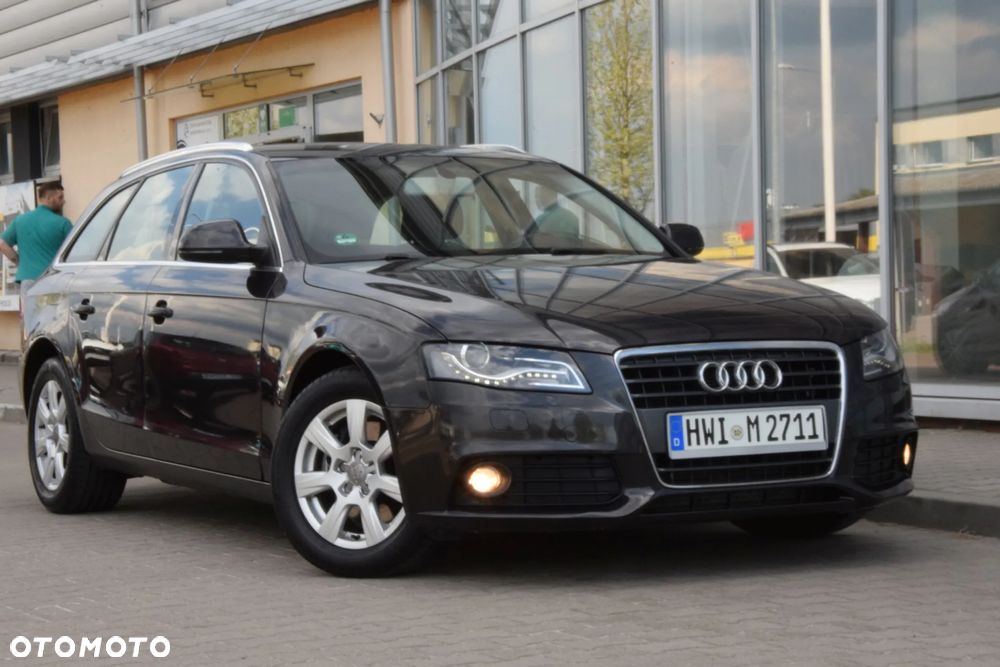 Audi A4 Avant - 8