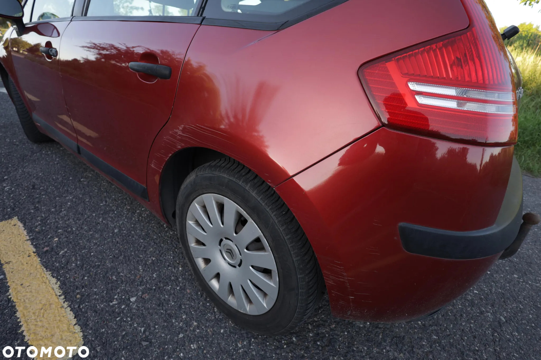 Citroën C4 1.6 16V Confort - 16
