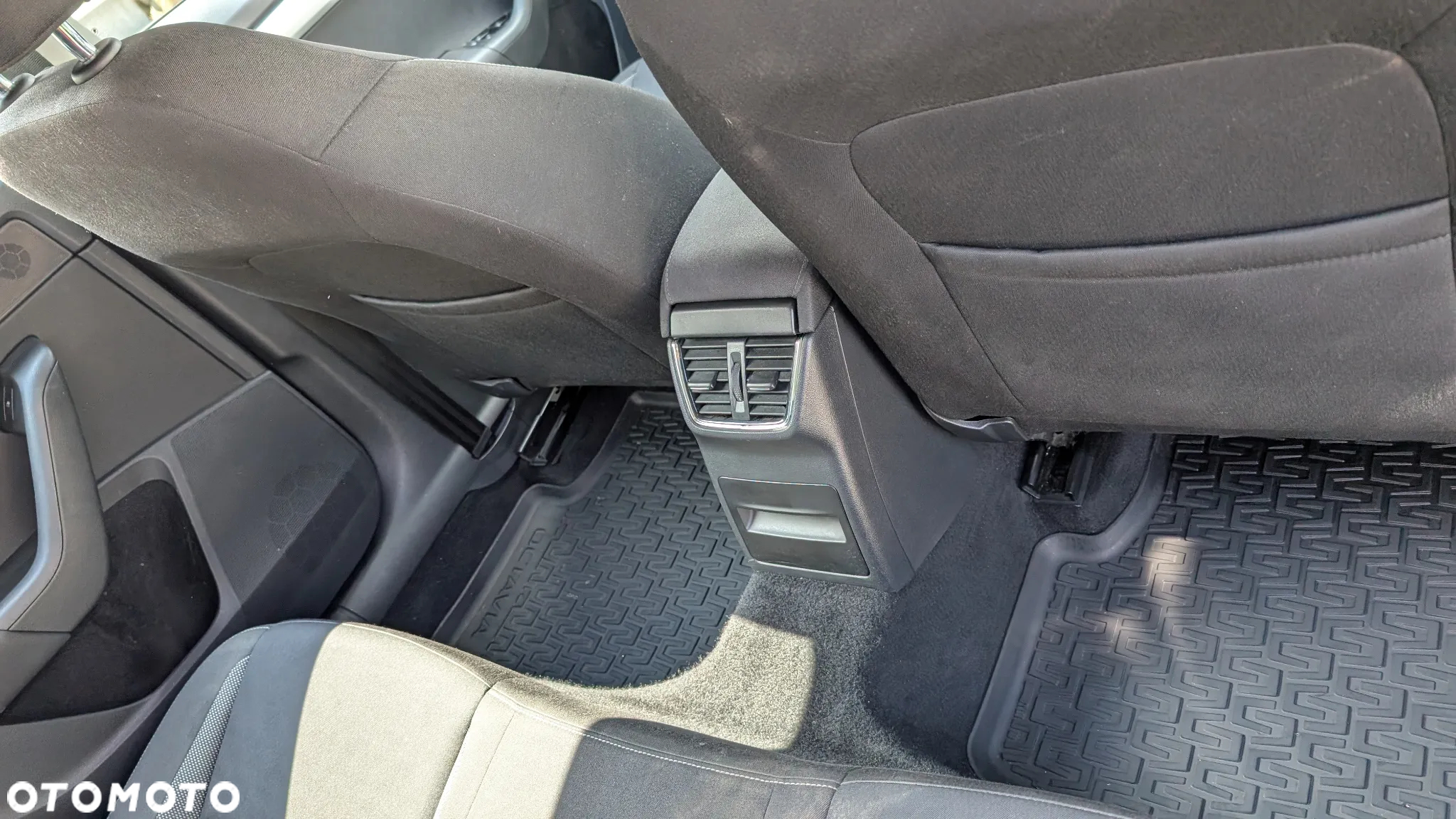 Skoda Octavia 1.6 TDI Ambition - 11