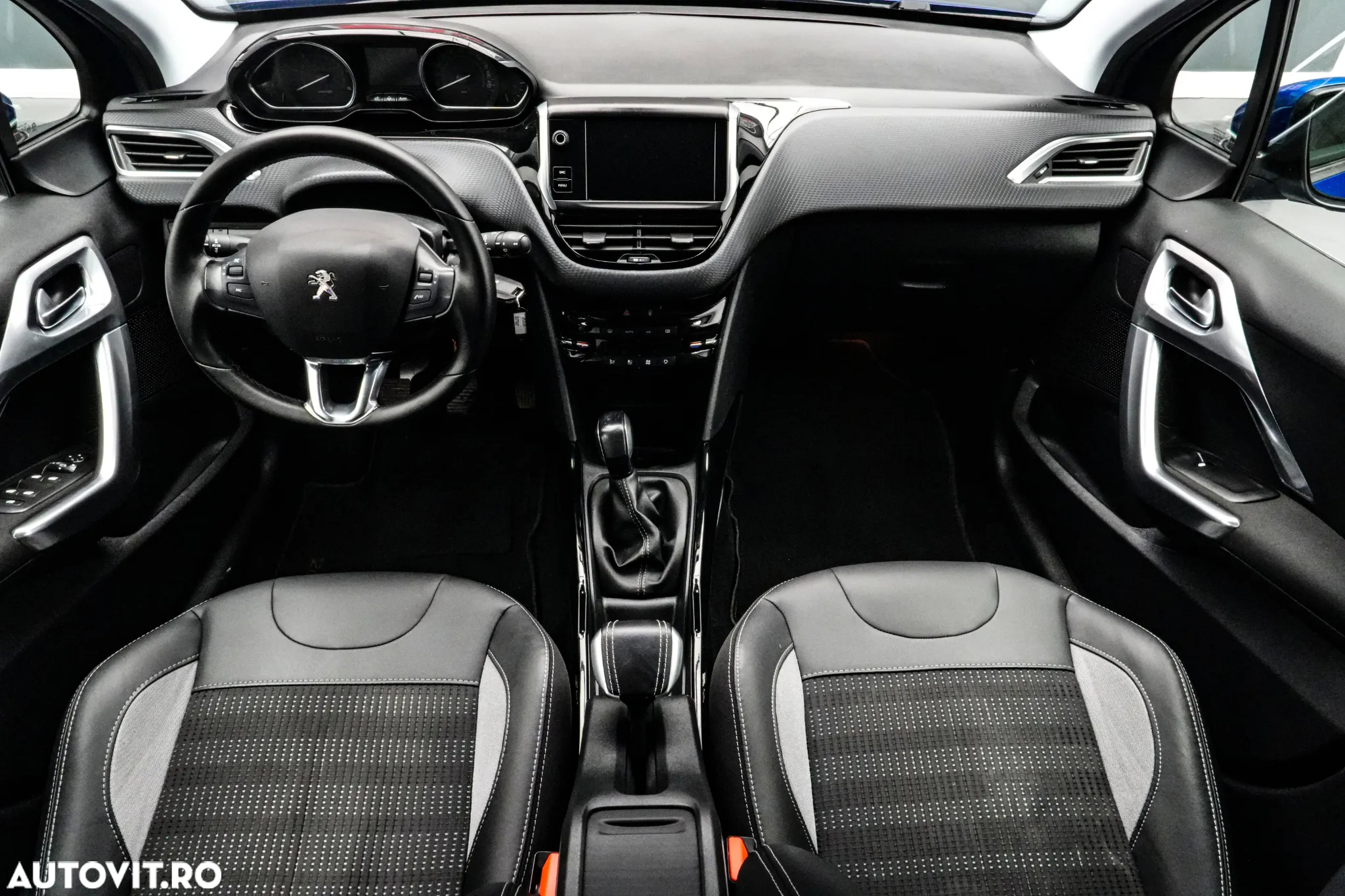 Peugeot 2008 1.5 BlueHDI FAP Allure - 8