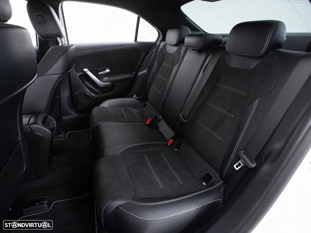Mercedes-Benz A 250 Limousine e 8G-DCT - 11