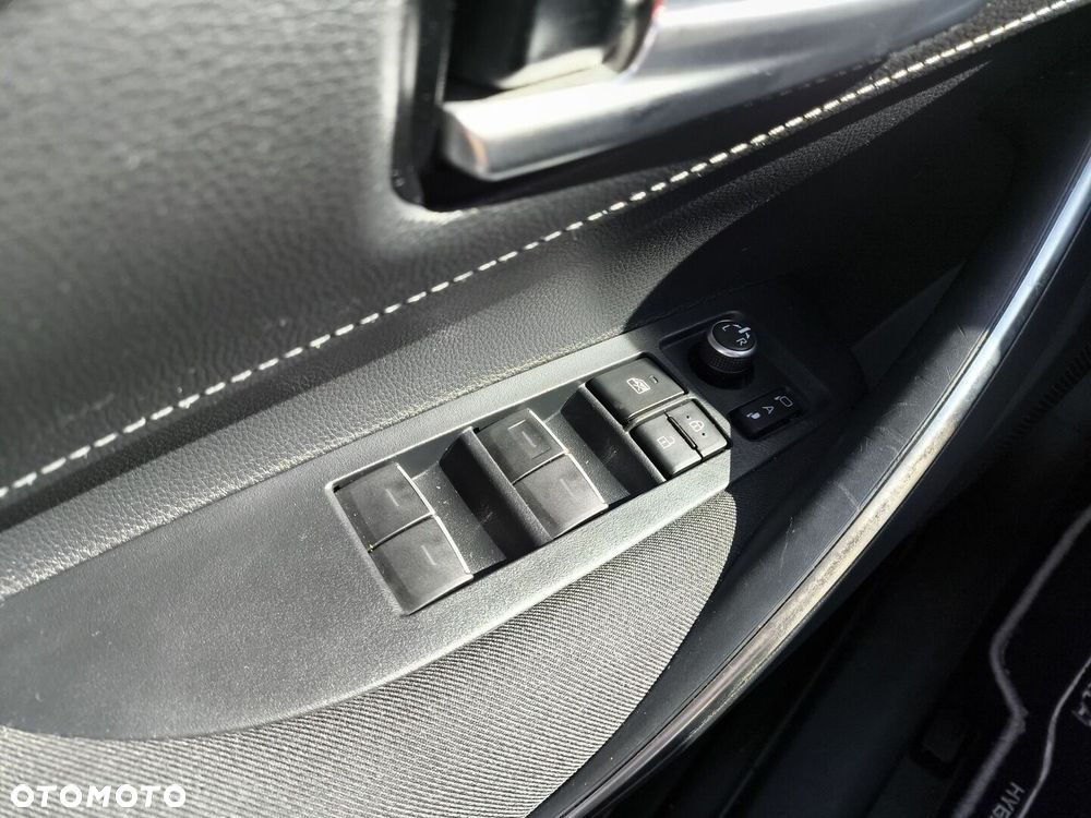 Toyota Corolla 1.8 Hybrid Comfort - 21