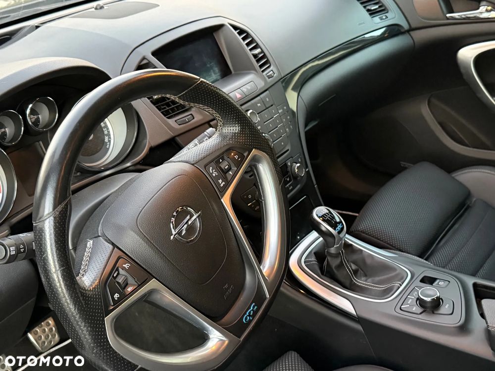 Opel Insignia 2.8 V6 Turbo Sports Tourer 4x4 OPC - 4