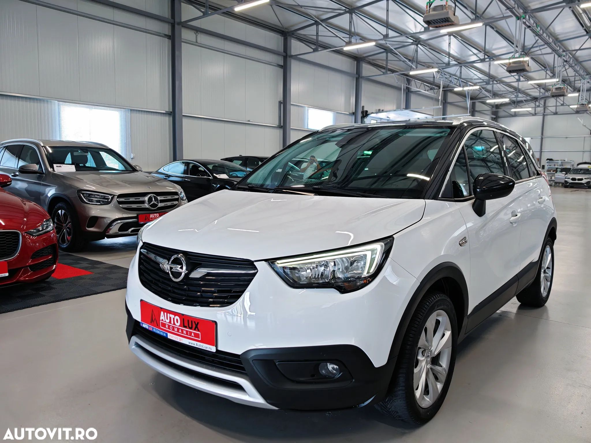 Opel Crossland X 1.2 Start/Stop Innovation Aut. - 1