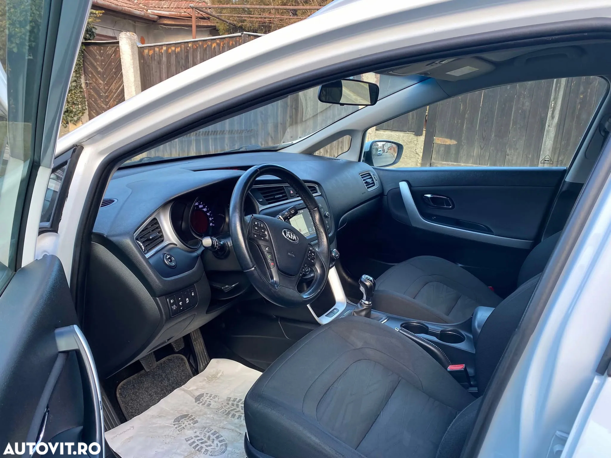 Kia Ceed 1.6 CRDi 128 Spirit - 9