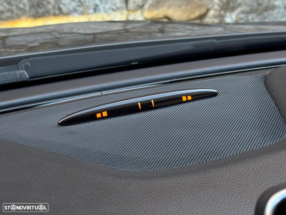 Mercedes-Benz CLA 180 AMG Line - 26