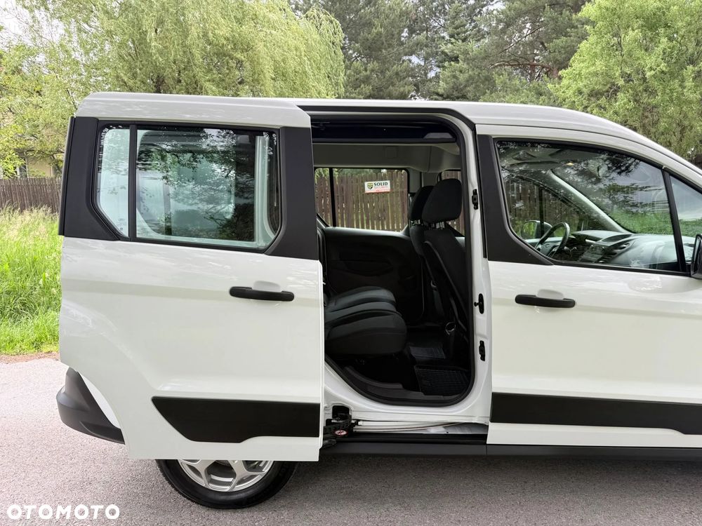 Ford Transit Connect - 27