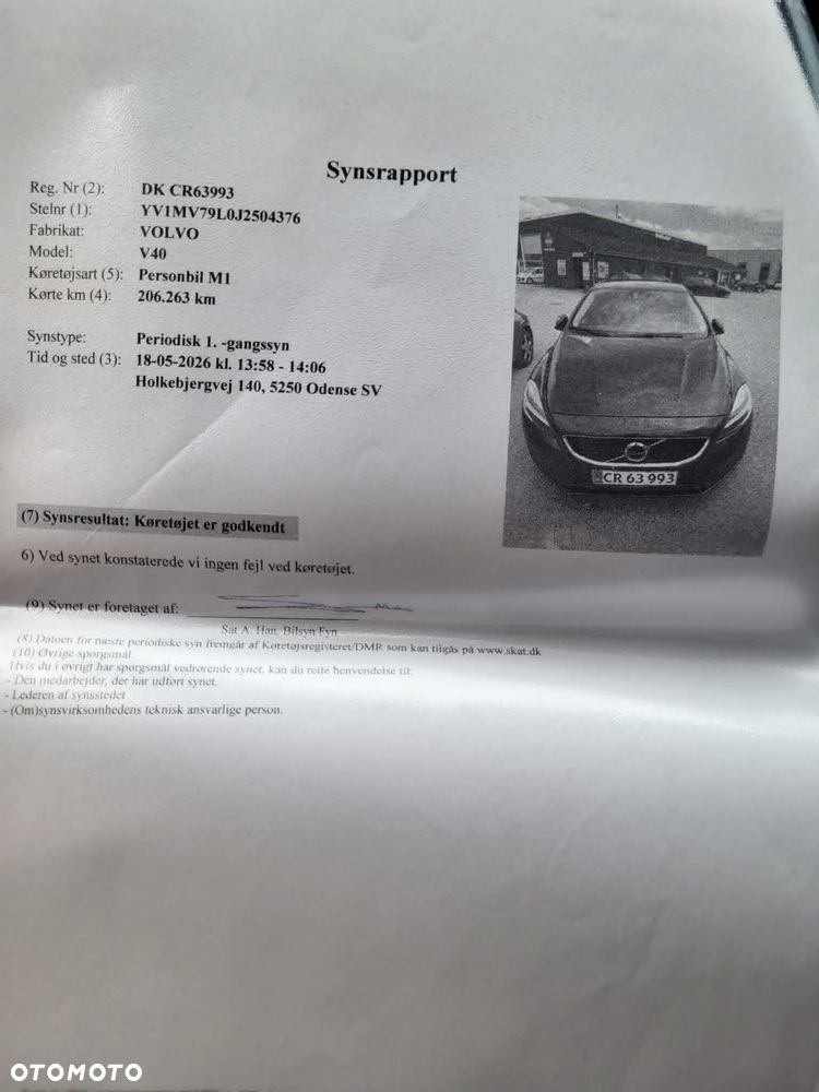 Volvo V40 D3 Geartronic Momentum - 17