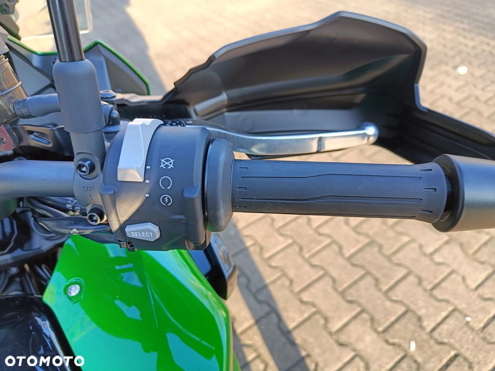 Kawasaki Versys 1000 - 12