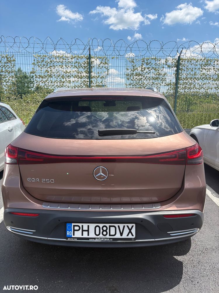 Mercedes-Benz EQA 250 - 1