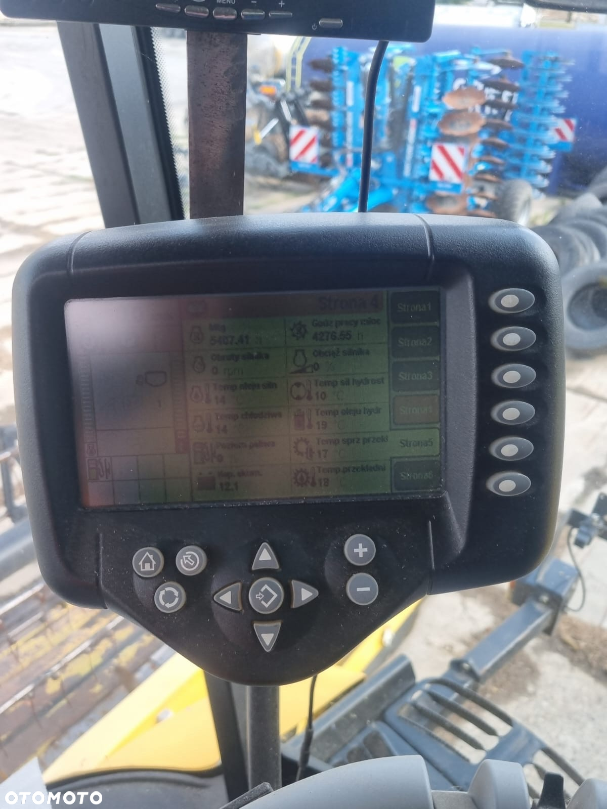 New Holland CX 8070 - 9